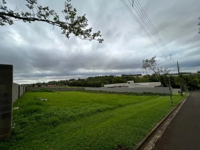 Terreno à venda, 1350 m² por R$ 620.000,00 - Condomínio Estancia Cabral - Cambé/PR