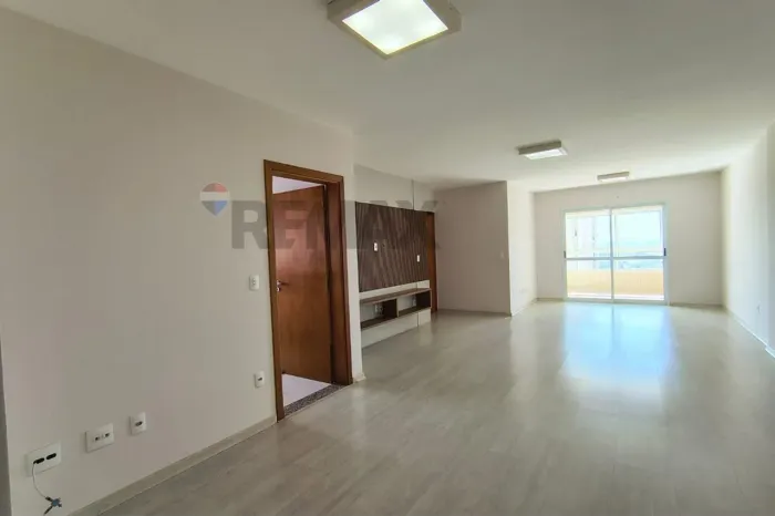 Apartamento para locação no Condomínio Residencial Itamaraty com 3 suítes, 154m² em Nova O