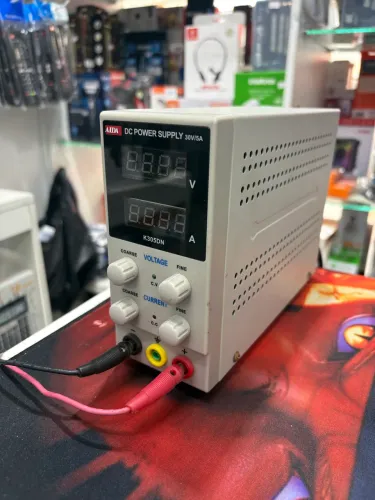 Fonte de 30V 5A