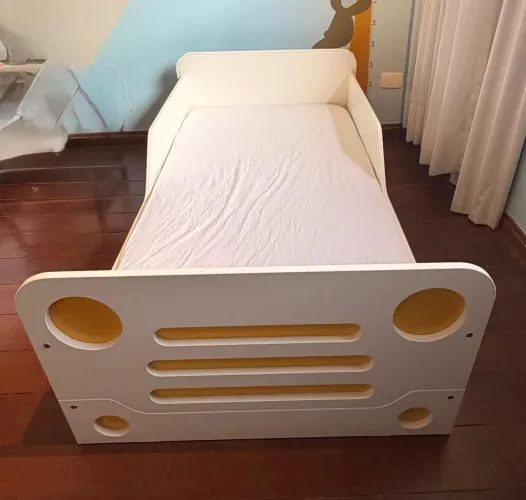 Cama infantil modelo beep da TOK&STOK com colchão!!!