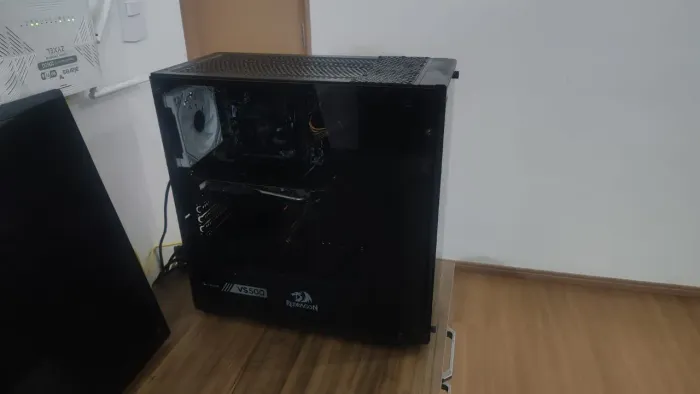 PC Ryzen 5 + RX 580!
