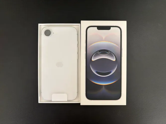 iPhone 16e 128GB Branco | Garantia Apple até 10/2026