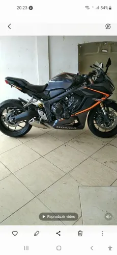 vende se uma moto cbr650r  valor 53.000 mil