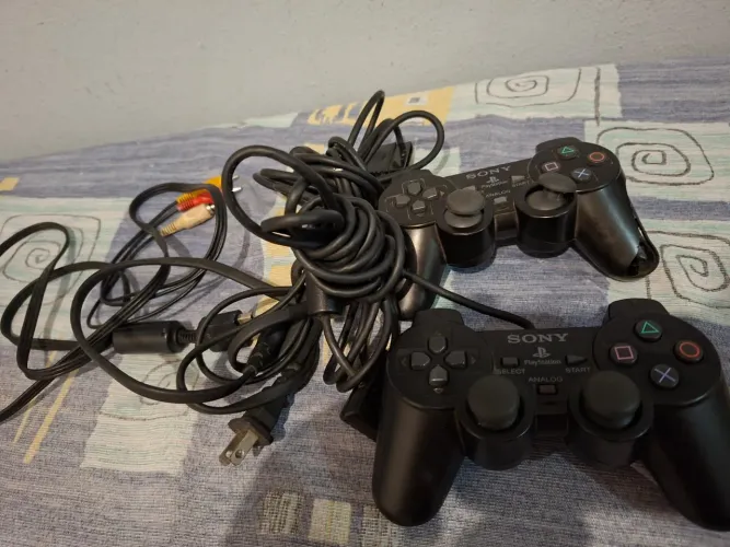 Lote controle ps2 Sony cabos