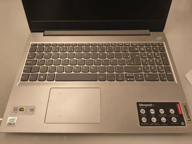 Vendo notebook em estado de zero