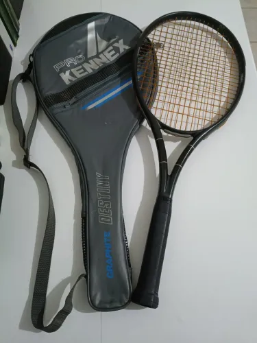 Raquete ProKennex Graphite Destiny/L3/310 gramas/16x19.