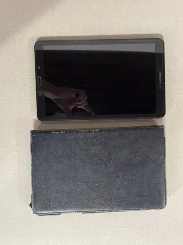 Tablet Samsung Galaxy Tab SM-T560