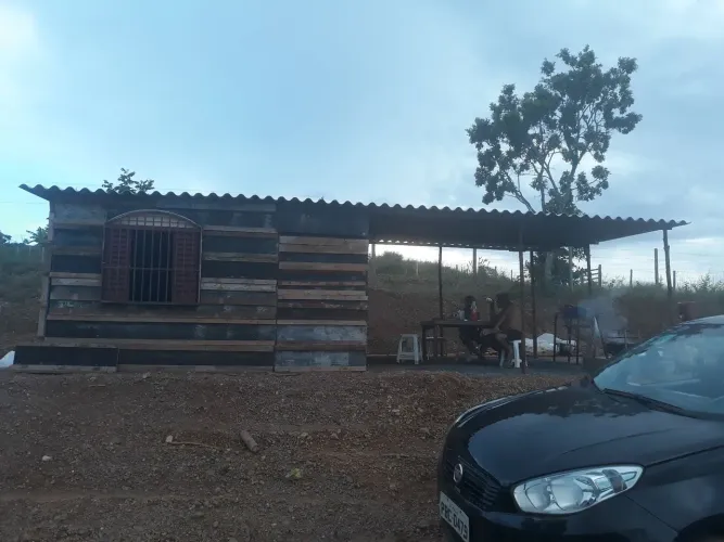 Excelente oportunidade no lago Corumbá 4