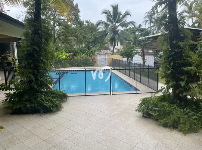 Casa com 6 dormitórios à venda, 950 m² por R$ 4.900.000,00 - Barra da Tijuca - Rio de Jane