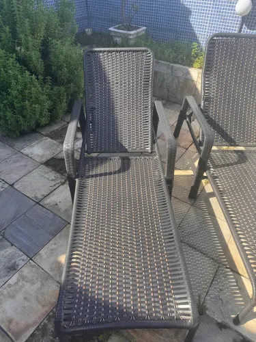 Cadeiras para área de piscina