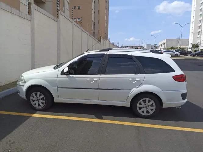 Fiat Palio Week. Attractive 1.4 Fire Flex 8V 2014