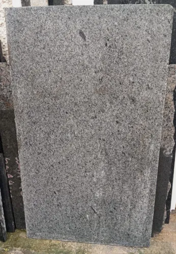 Tampo de mesa em granito