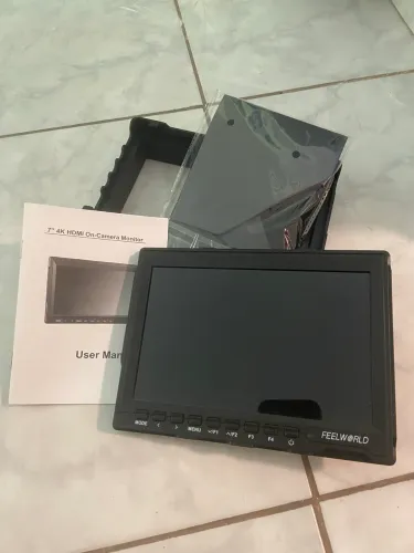 Monitor FEELWORLD FW759 7?