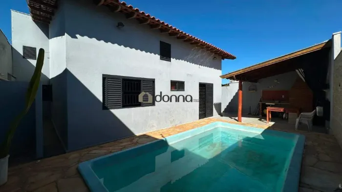 Casa Residencial 3 quartos (2 suítes) com piscina e espaço gourmet | Uberaba/MG