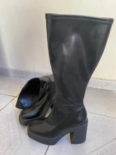 bota cano alto preta tamanho 37