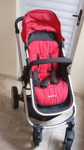 Carro de passeio bem confortável
