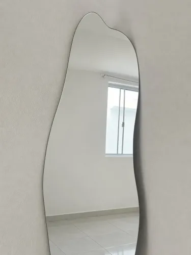 Vendo espelho orgânico 