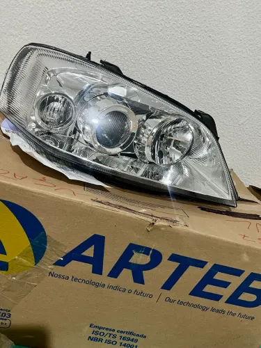 PAR DE FAROL ARTEB GM ASTRA