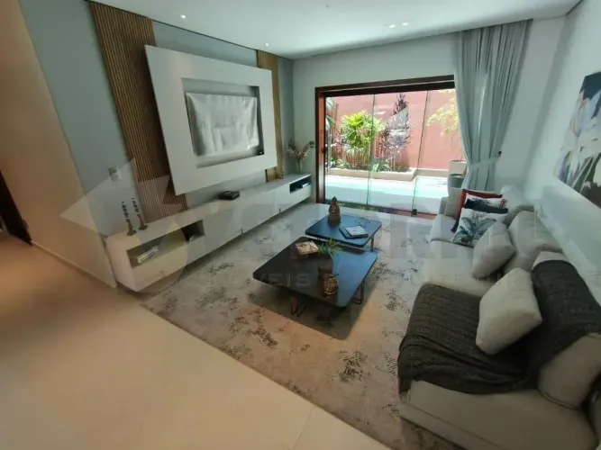 Sobrado com 5 dormitórios à venda, 345 m² por R$ 2.700.000,00 - Jardim Britânia - Caraguat