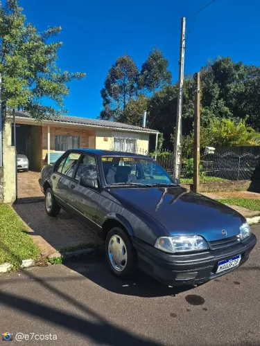 Chevrolet Monza Classic SE 2.0 /mpfi E EFI 2P E 4P 1992