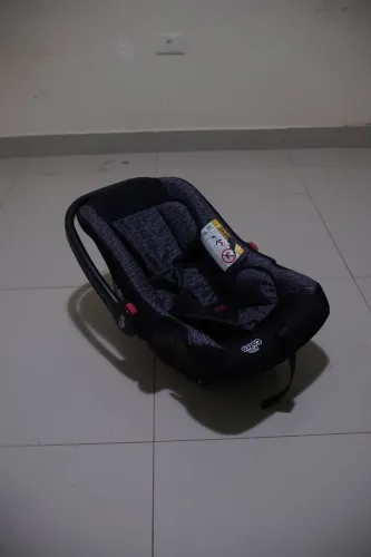 Carrinho de Bebê Reverse + Bebê Conforto Wizz