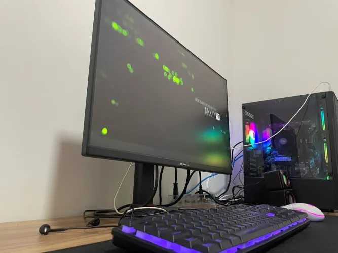 MONITOR GAMER PHILCO