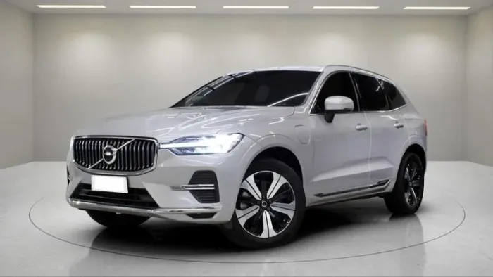 Volvo XC-60 T-8 Plus 2.0 AWD (híbrido) 2023