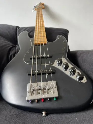 Fender México Deluxe jazz Bass ativo 18v