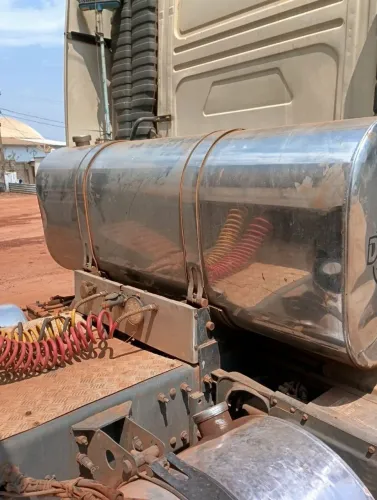 Tanque auxiliar 600l caminhão