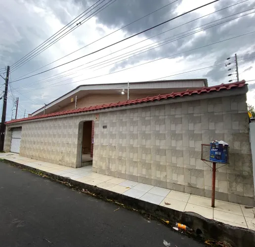 Vendo casa 3 dormitórios- planalto 