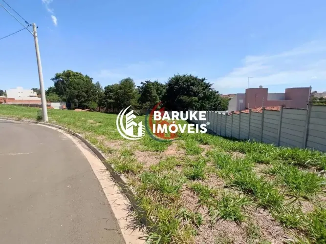 Terreno à venda no bairro JARDINS DI ROMA