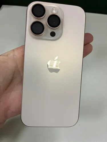 IPHONE 16 Pro 