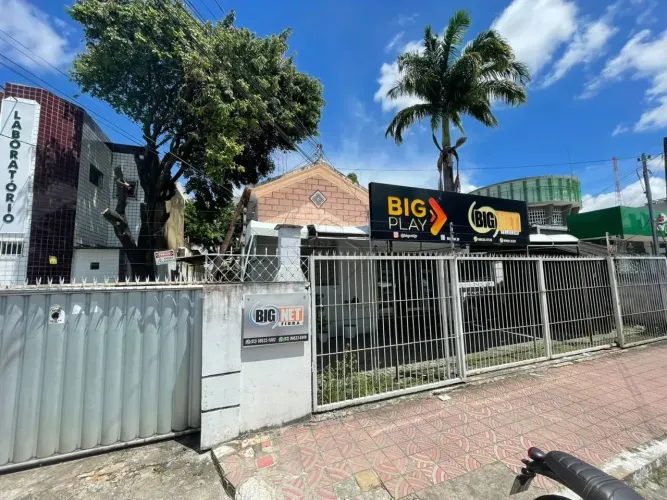 PONTO COMERCIAL NO CENTRO