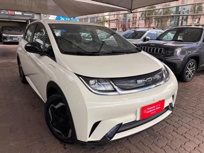 BYD Dolphin EV (Elétrico) 2024