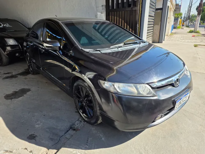 Honda Civic Sedan EXS 1.8/1.8 Flex 16V Aut. 4P 2007