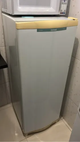 Geladeira Consul Degelo Seco 261 Litros Branca Com Gavetão H Cor Branco