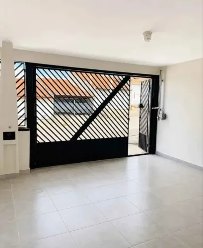 CASA A VENDA EM JACOBINA?
