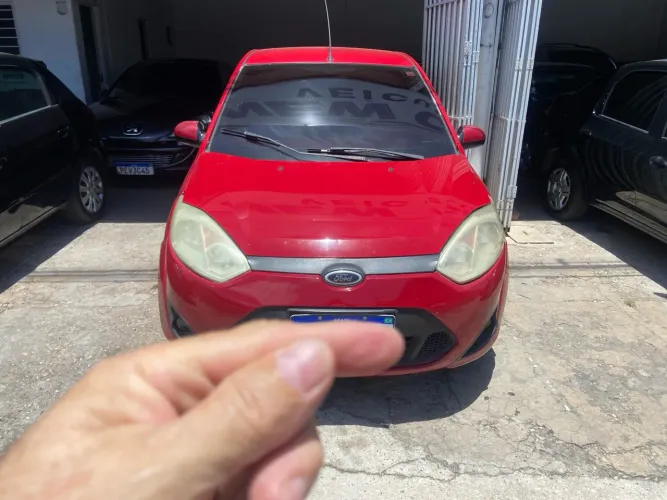 Ford Fiesta Sedan SE 1.6 8V Flex 4P 2014