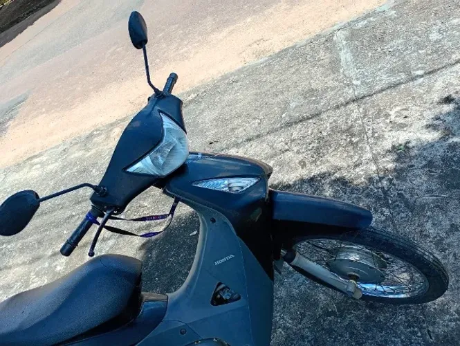 Honda biz 125 conservada