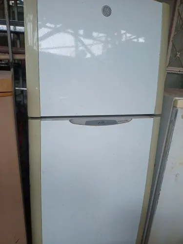 Vendo ou troco geladeira