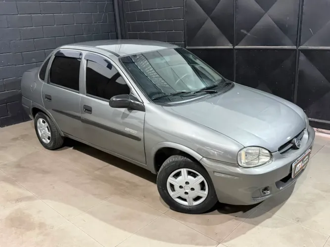 Chevrolet Corsa SED Class.spirit 1.0/1.0 Flexpower (álcool) 2005
