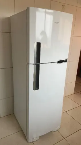 GELADEIRA SEMI NOVA