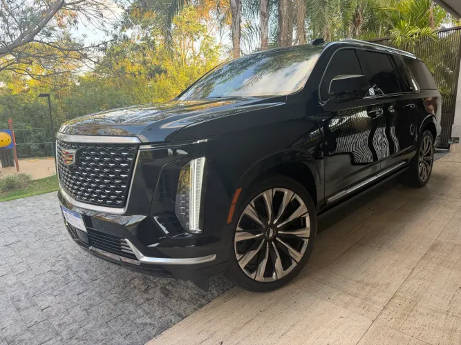 Cadillac Escalade ESV 2026