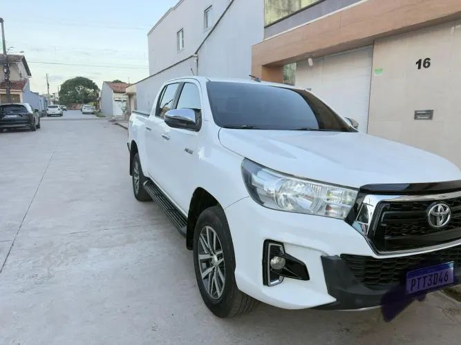 Toyota Hilux CD SRV 4X4 2.8 TDI Diesel Aut. 2020