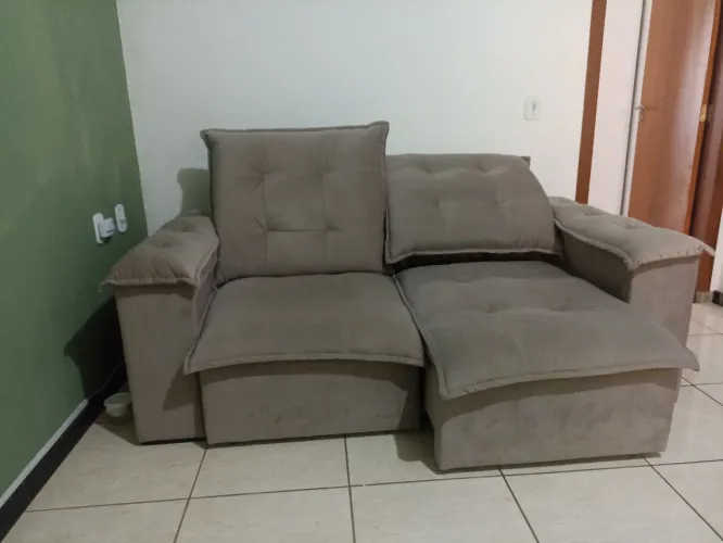 Sofá 2 Lugares Retrátil e Reclinável