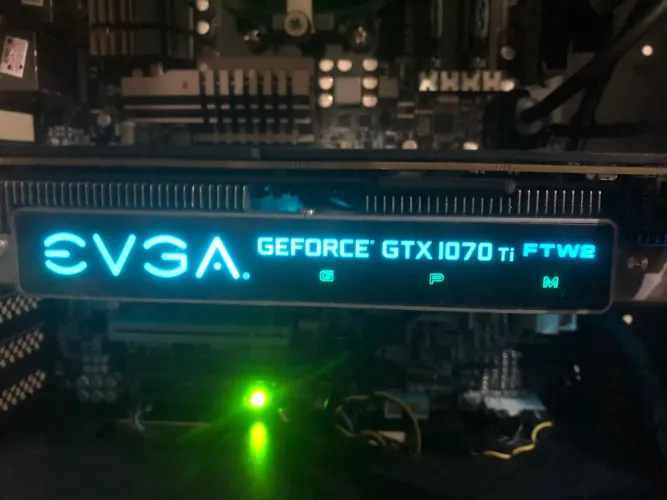 Placa de vídeo EVGA GTX1070ti Ftw2 8gb