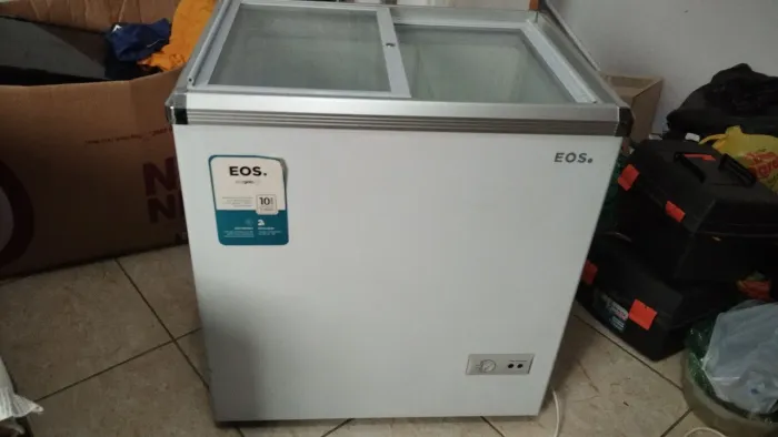 Freezer eos 156L 127 volts