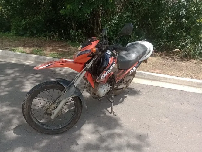 Bros 125 pra vc que busca uma moto econômica e confiável para o dia a dia 
