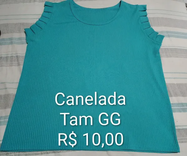 Blusa canelada verde