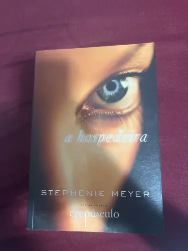 Livro A Hospedeira 
